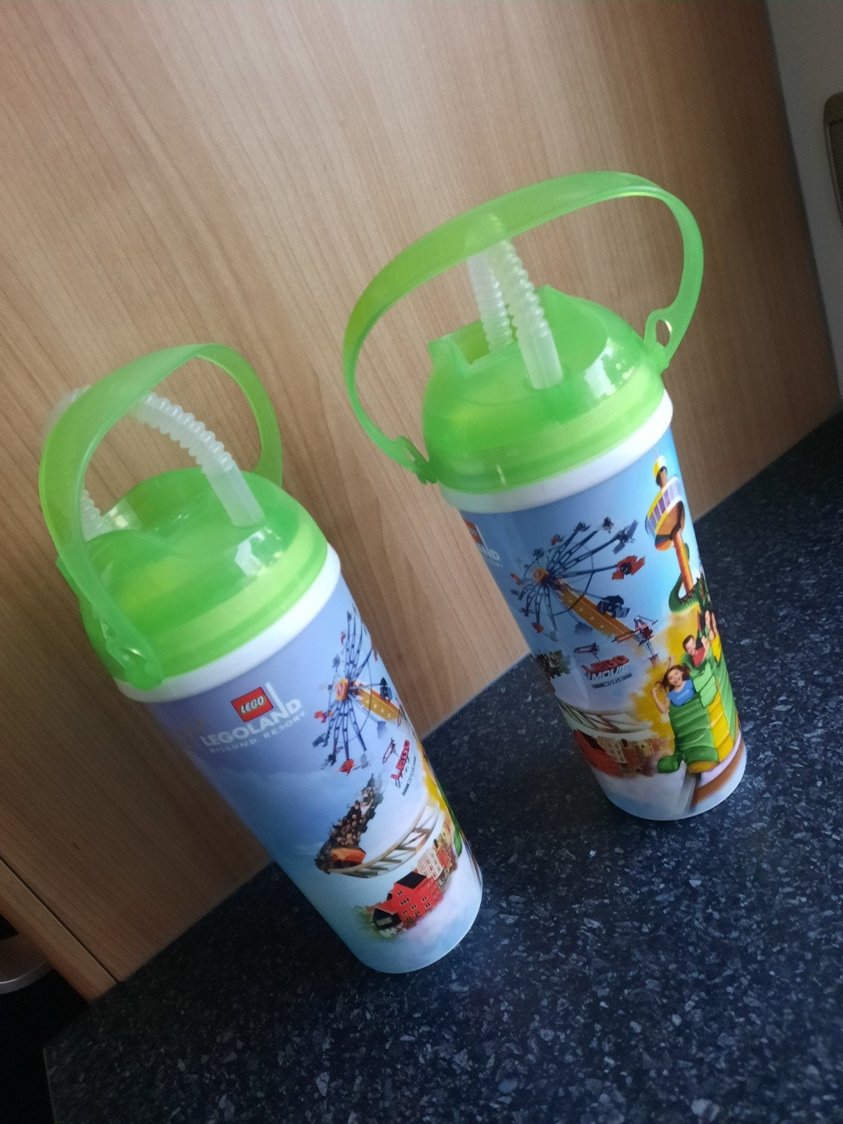 Legoland waterflessen met rietje - 2 stuks, Ophalen of Verzenden, Zo goed als nieuw