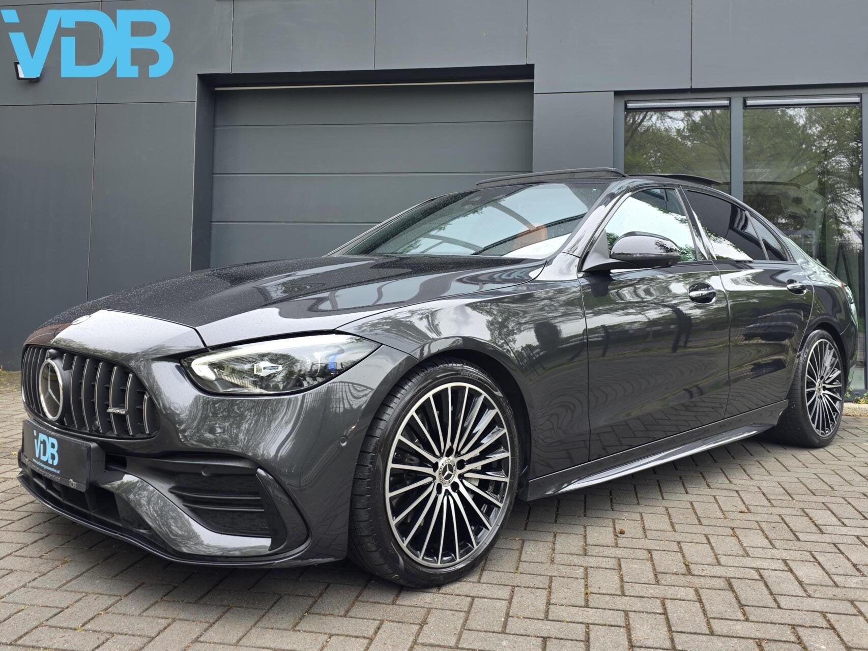 Mercedes C-klasse C180 AMG PANO 360 MEMORY BURMESTER VOL!, Auto's, Mercedes-Benz, Automaat, 4 cilinders, Leder, 170 pk