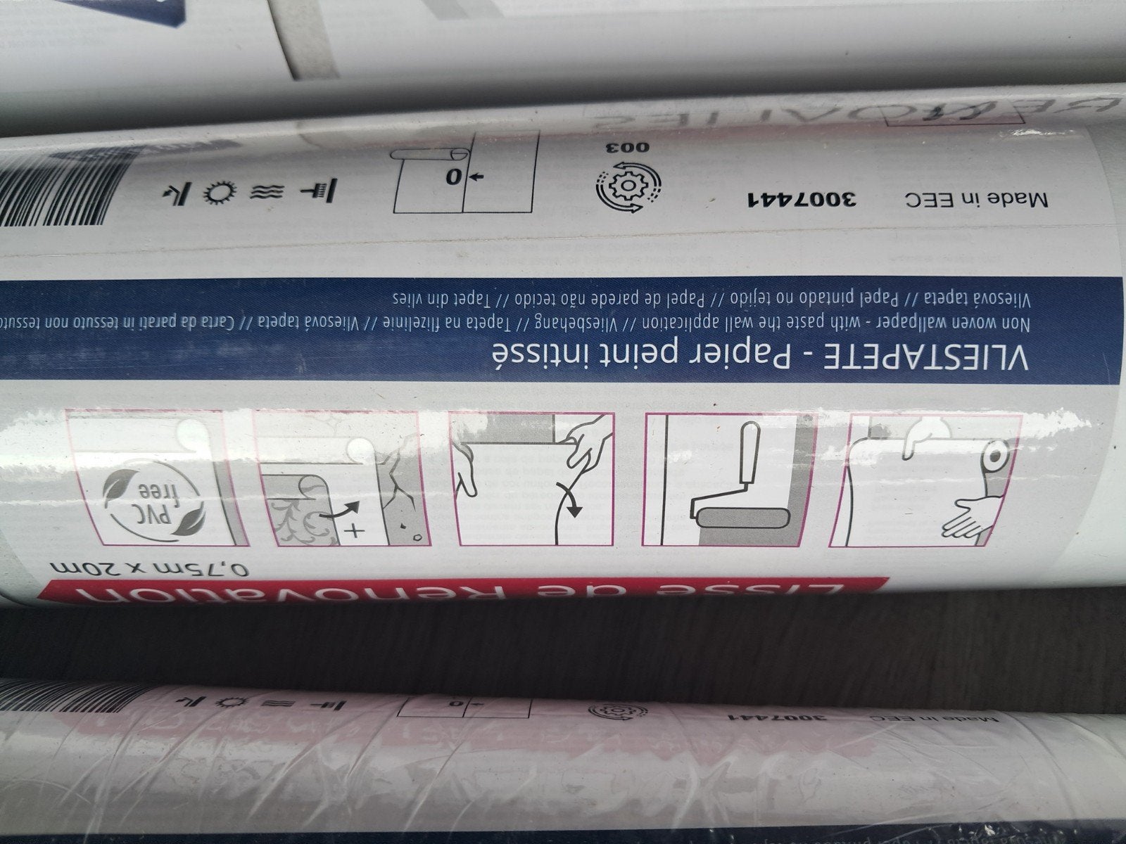 4 rollen vliesbehang wit, Huis en Inrichting, Stoffering | Behang, Ophalen, Wit