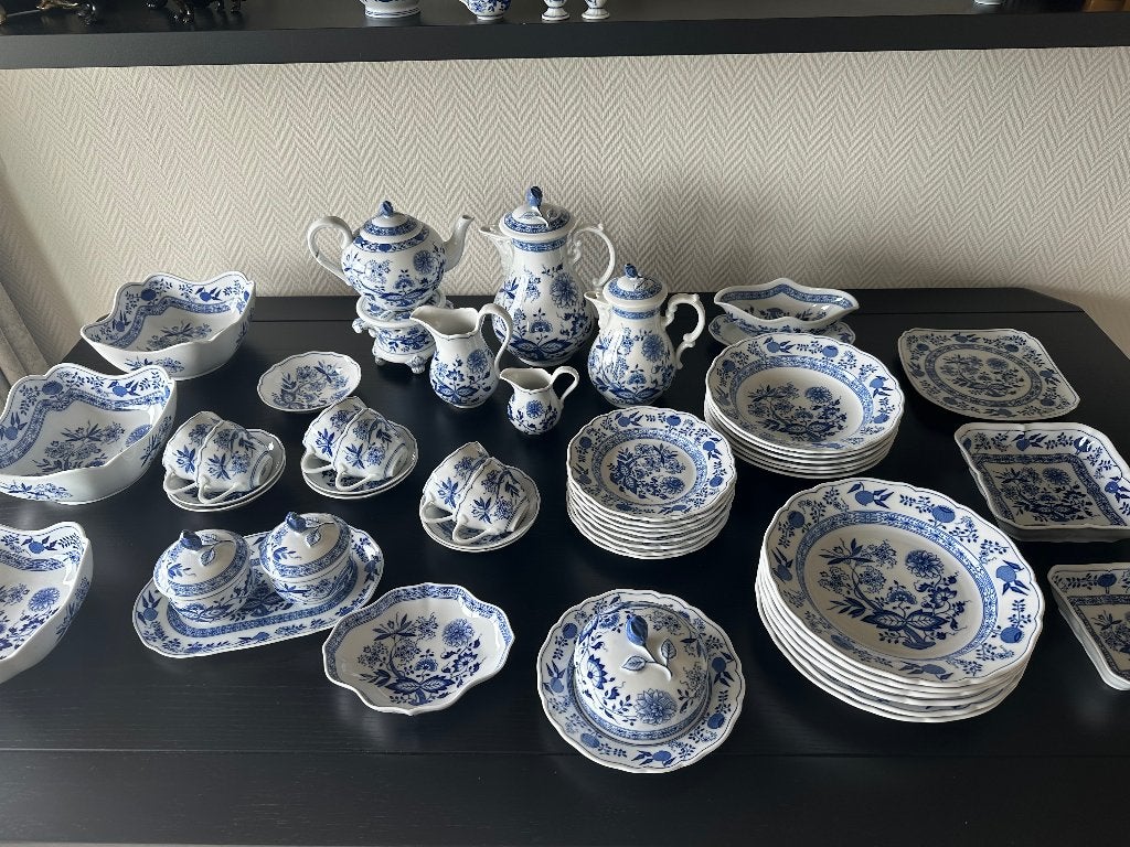 Hutschenreuther Servies 46 delig, Antiek en Kunst, Antiek | Servies compleet, Ophalen of Verzenden