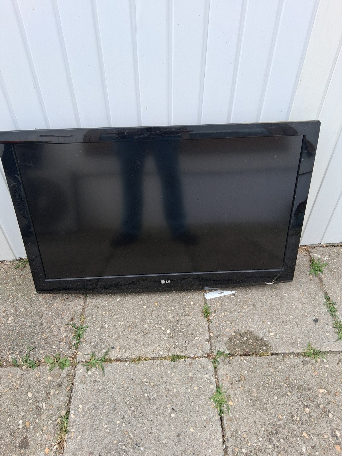LG TV - Goede staat, zonder afstandsbediening, met beugel, Ophalen of Verzenden