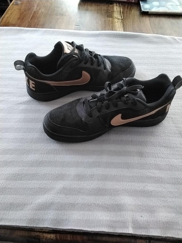 Nike Court Borough Low 2 sneakers zwart/roségoud, Ophalen of Verzenden, Gedragen, Zwart