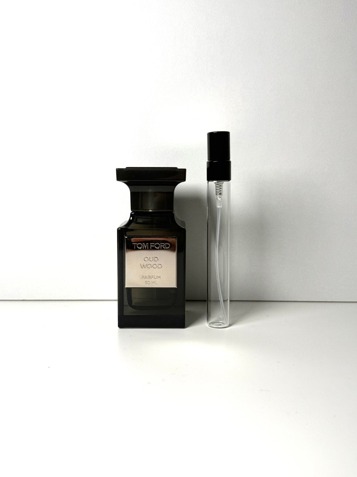 Tom Ford - Oud Wood Parfum (Sample/Proefje/Decant), Ophalen of Verzenden, Nieuw