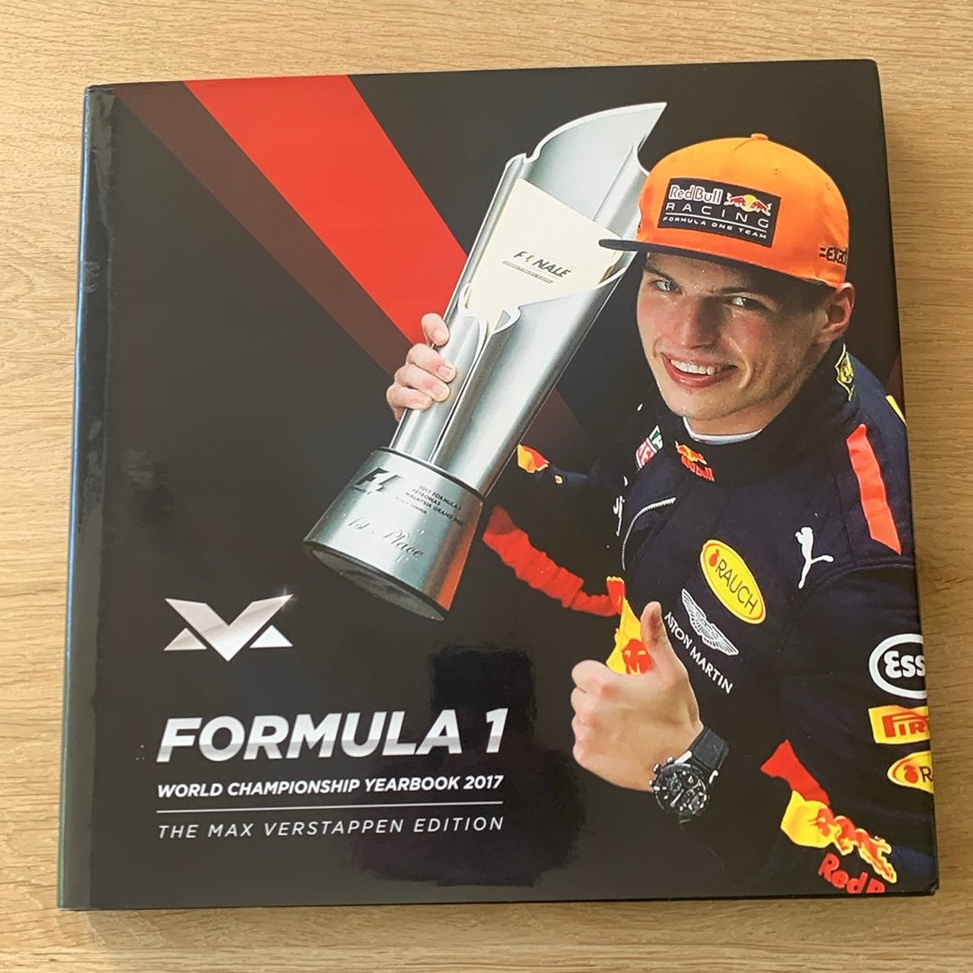 Max Verstappen jaarboek 2017 - Yearbook Formula 1, Ophalen, Zo goed als nieuw, Overige sporten