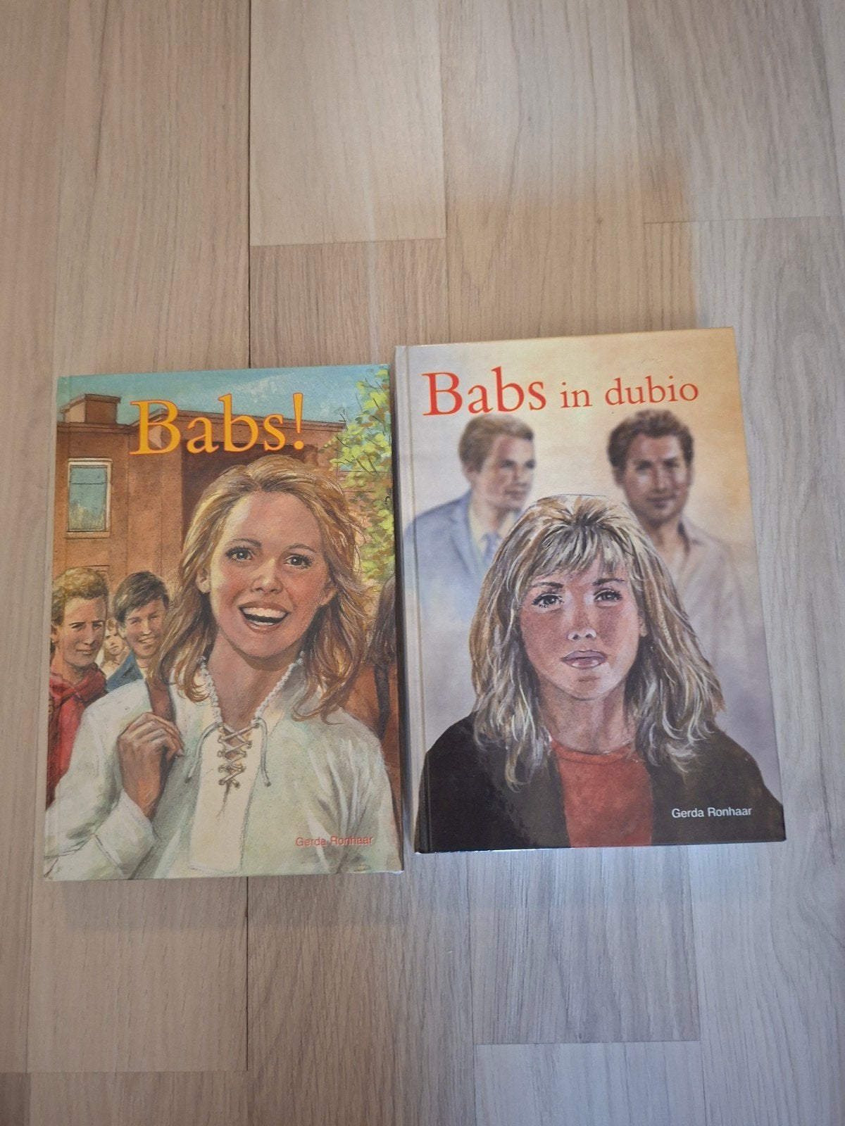 Babs! & Babs in dubio - Gerda Ronhaar (2 boeken), Ophalen of Verzenden, Zo goed als nieuw, Gerda Ronhaar, Fictie