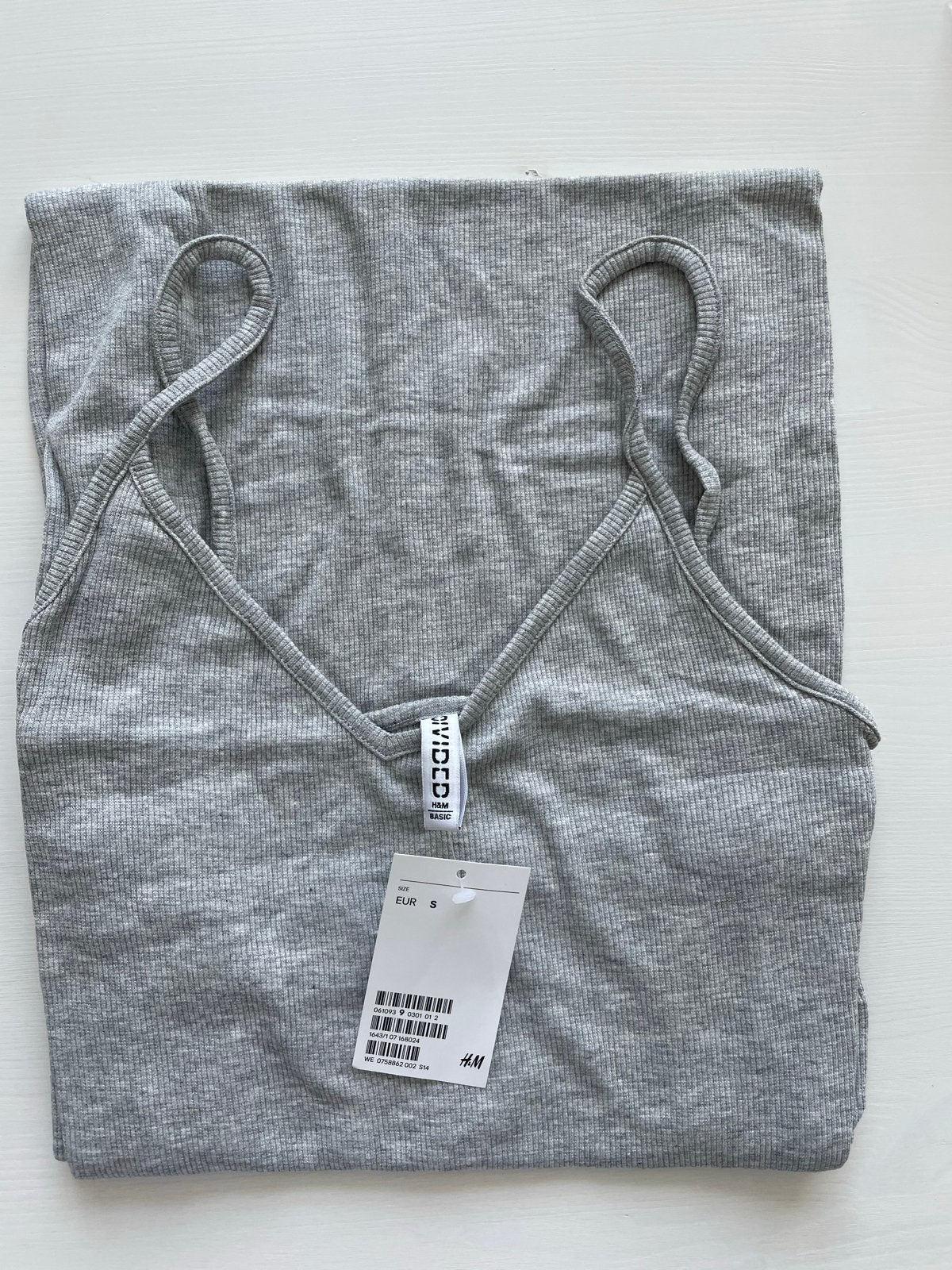 Nieuwe H&M geribbelde midi jurk - Maat S, Nieuw, Ophalen of Verzenden, Maat 36 (S), Grijs