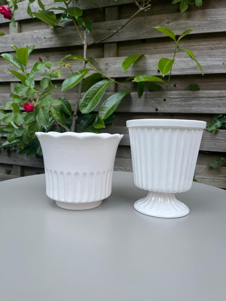 Vintage bloempotten: Mooica Gouda en ongemerkt, Ophalen of Verzenden