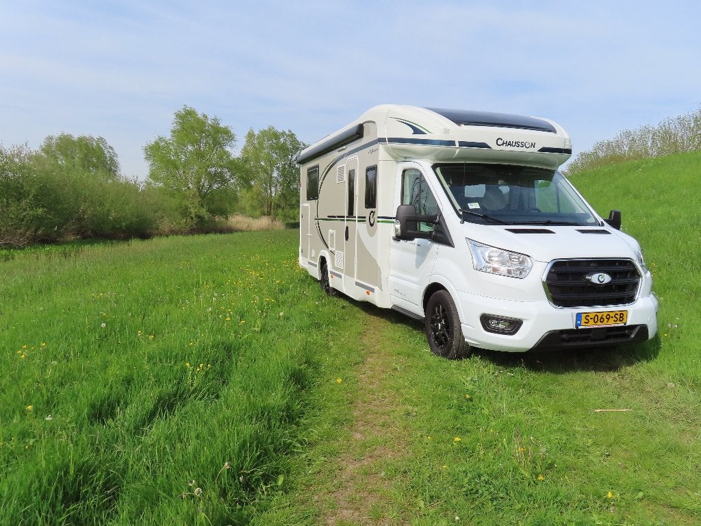 Caravans And Camping TE