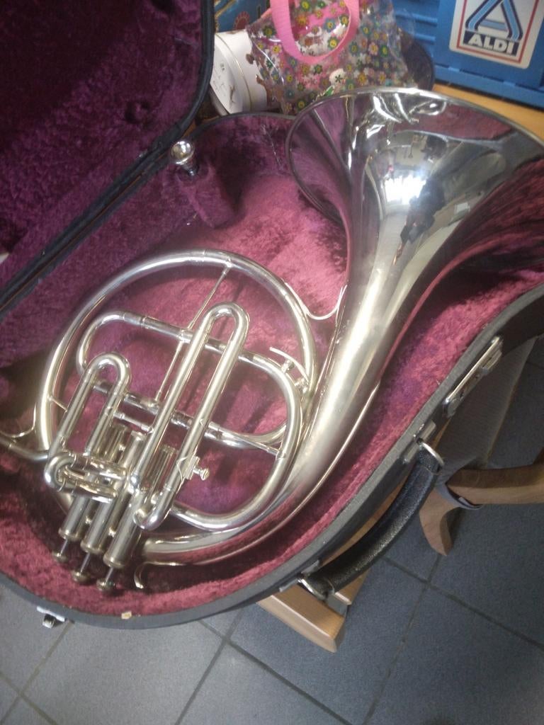 Blaasinstrument met mondstuk  nr 4 gesigneerd, Muziek en Instrumenten, Blaasinstrumenten | Hoorns, Ophalen, Gebruikt