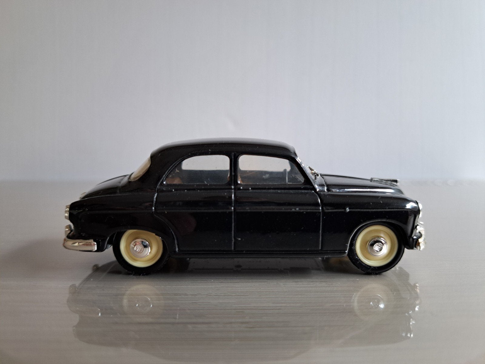 Fiat 1400B, HP58, Brumm, 1:43, nieuw, Hobby en Vrije tijd, Ophalen of Verzenden, Nieuw, Auto, Overige merken