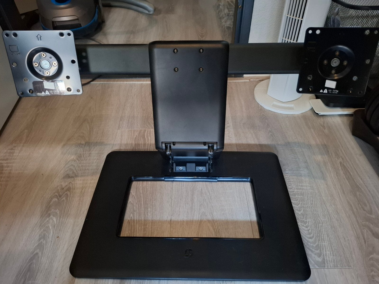 HP Dual Monitor Steun, Computers en Software, Monitoren, Ophalen of Verzenden, Gebruikt, HP, In hoogte verstelbaar