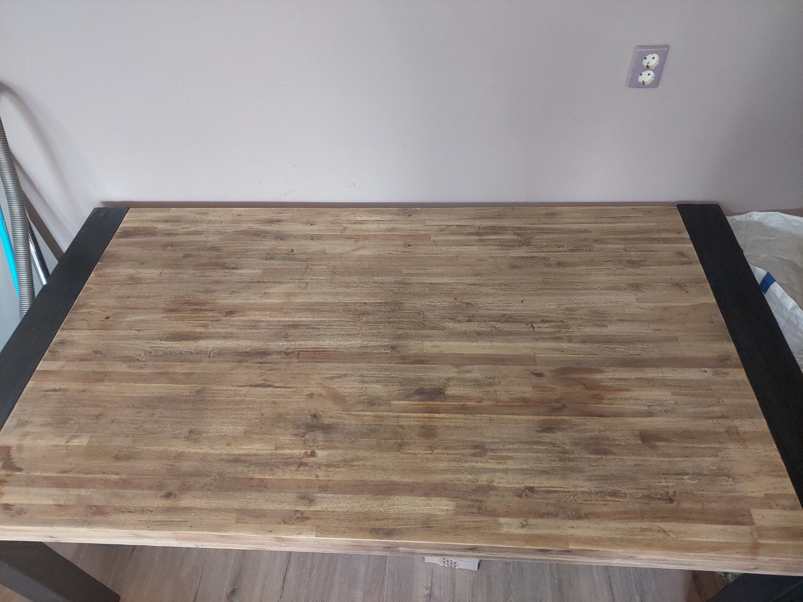 Eettafel met lichte gebruikerssporen - 180x80 cm - Geleen, Gebruikt, 150 tot 200 cm, Vier personen, Rechthoekig