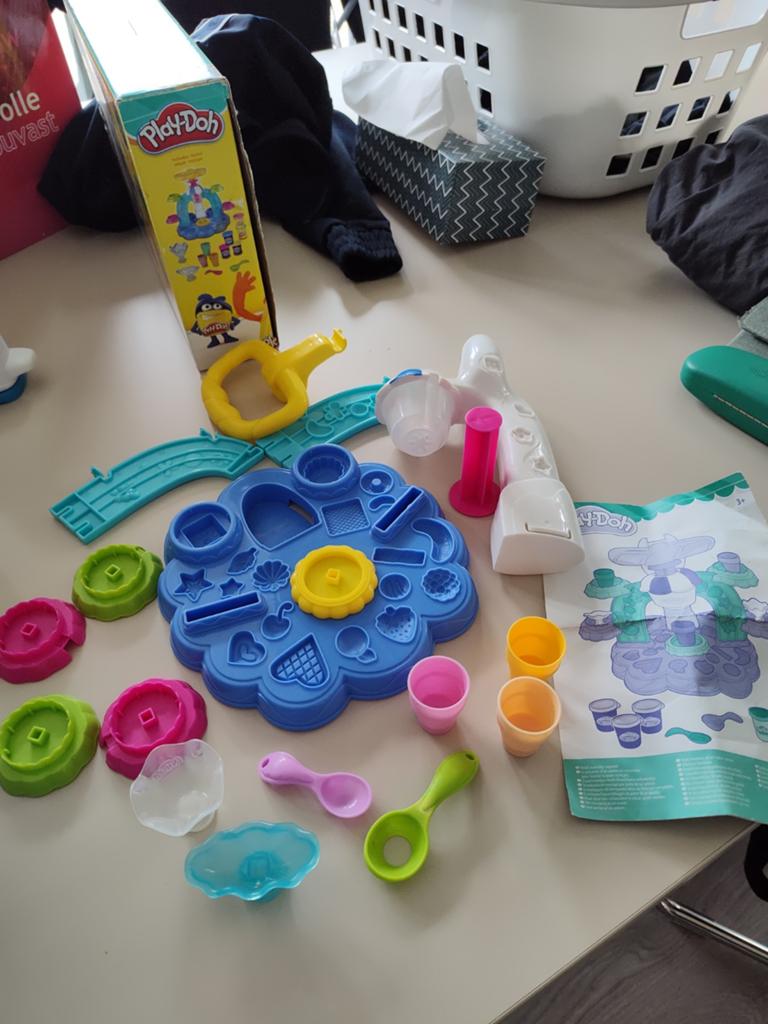 Play doh swirl & ice scoop creme zonder klei, Ophalen of Verzenden, Gebruikt