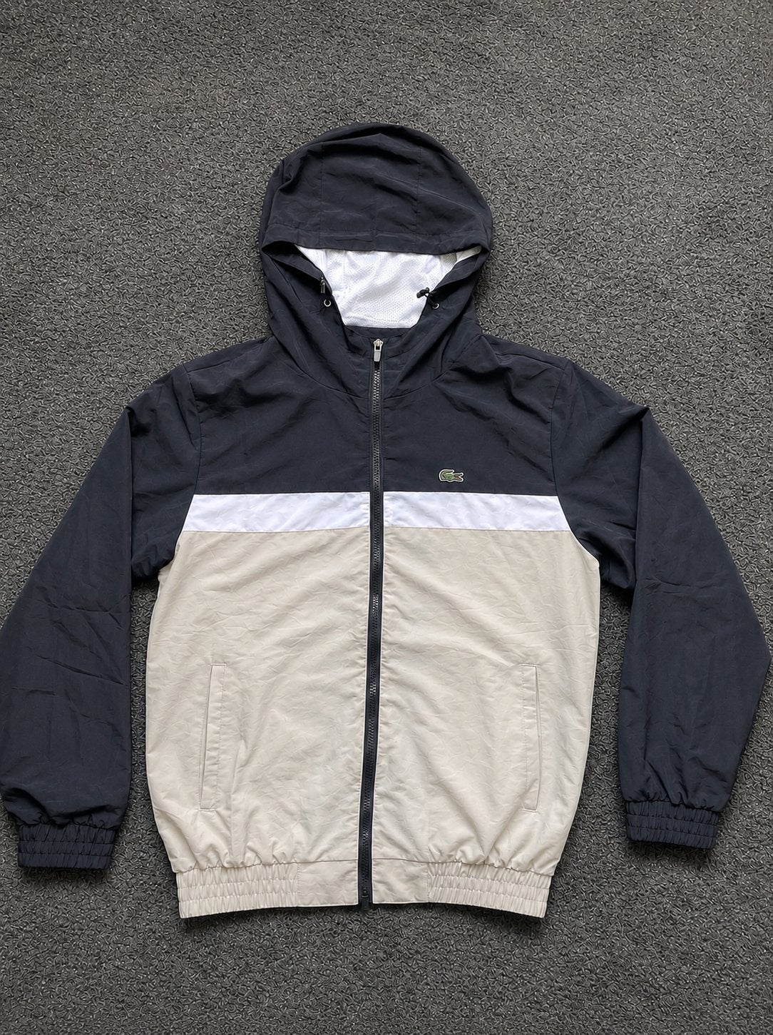 Lacoste trainingspak, Beige, Nieuw, Ophalen of Verzenden, Algemeen