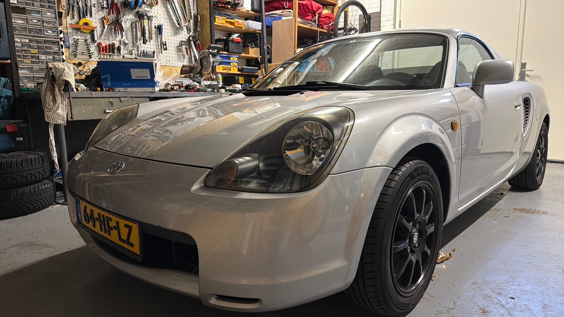 Toyota MR2 zzw30 - 91d km - 2001 - airco, 4 cilinders, Cabriolet, Handgeschakeld, Zilver of Grijs
