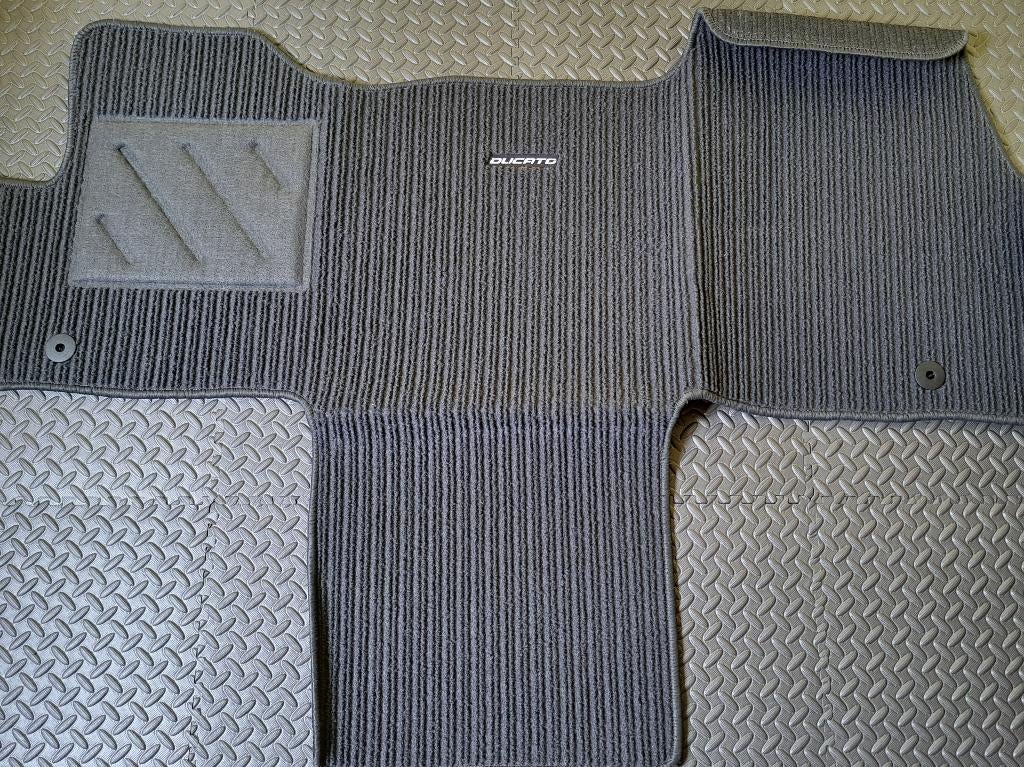 Cabinevloermat Fiat Ducato X250/X290 (OEM), Zie website FCA, Nieuw, Ophalen of Verzenden, FCA
