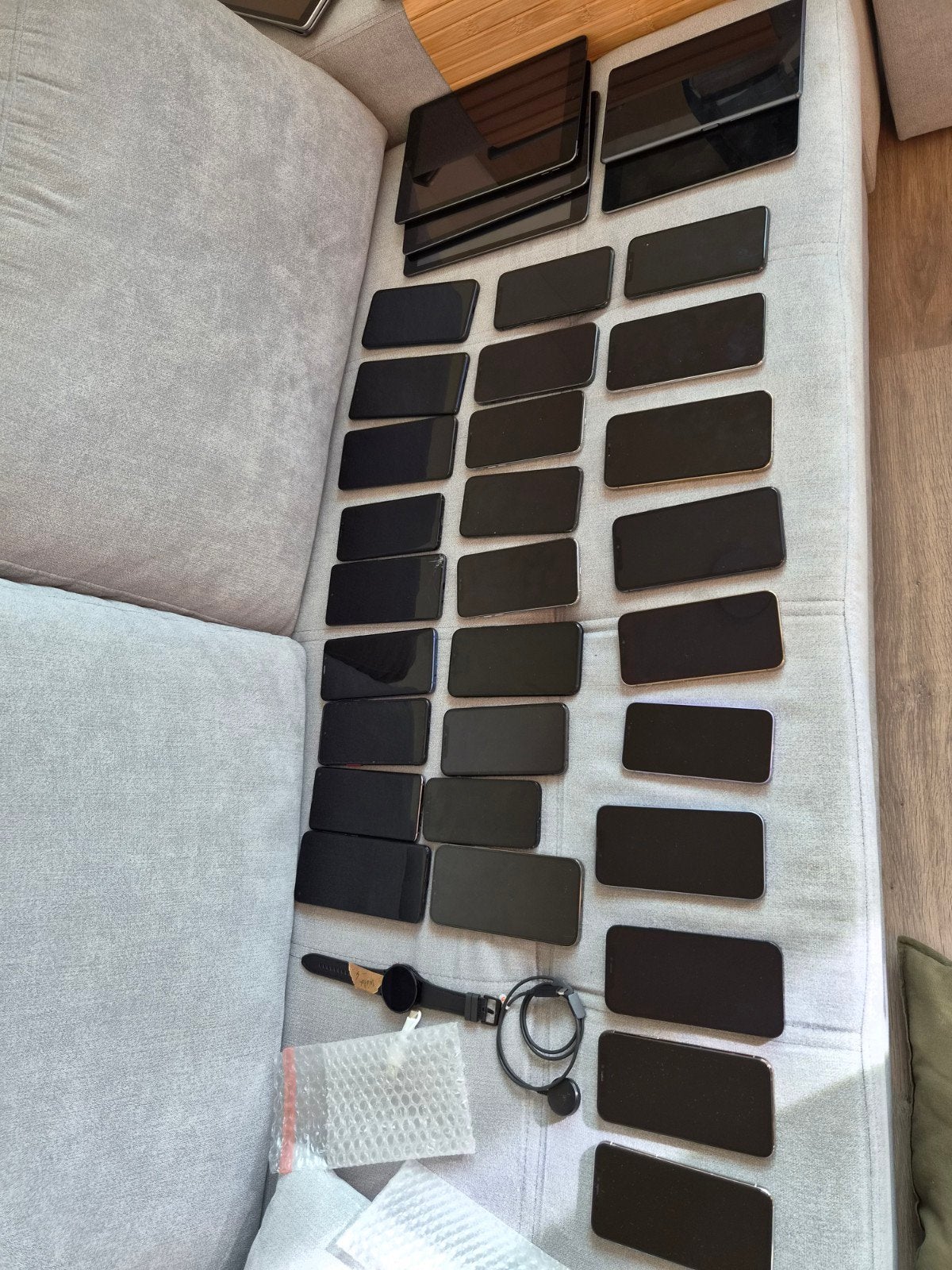 Partij telefoons - alles in een verkoop, Telecommunicatie, Mobiele telefoons | Apple iPhone, 64 GB, Zwart, Ophalen of Verzenden