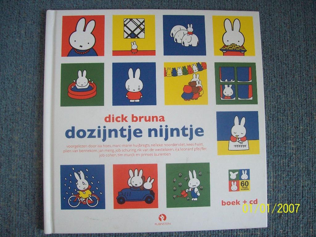NIJNTJE, DOZIJNTJE, DICK BRUNA, PLUS CD, Ophalen of Verzenden, Zo goed als nieuw, Dick Bruna, Fictie algemeen