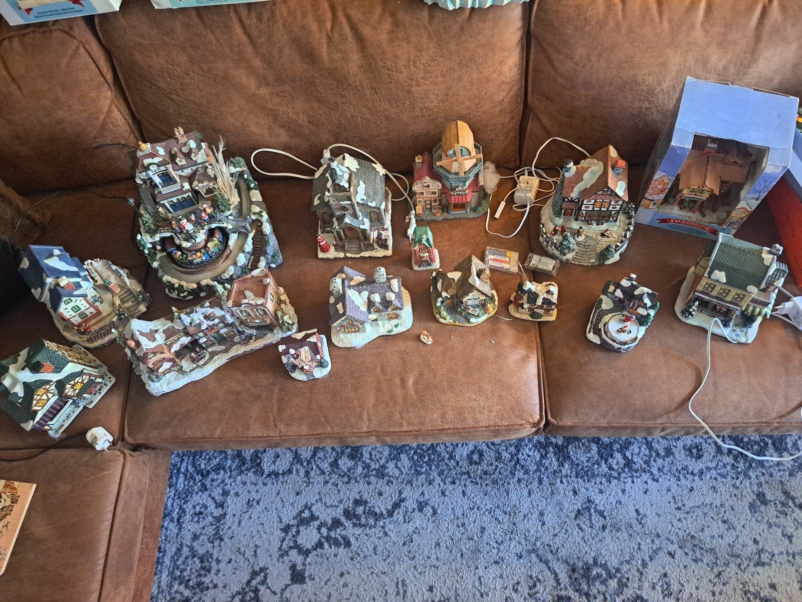 te koop kerstdorp 15 huisjes, Diversen, Ophalen