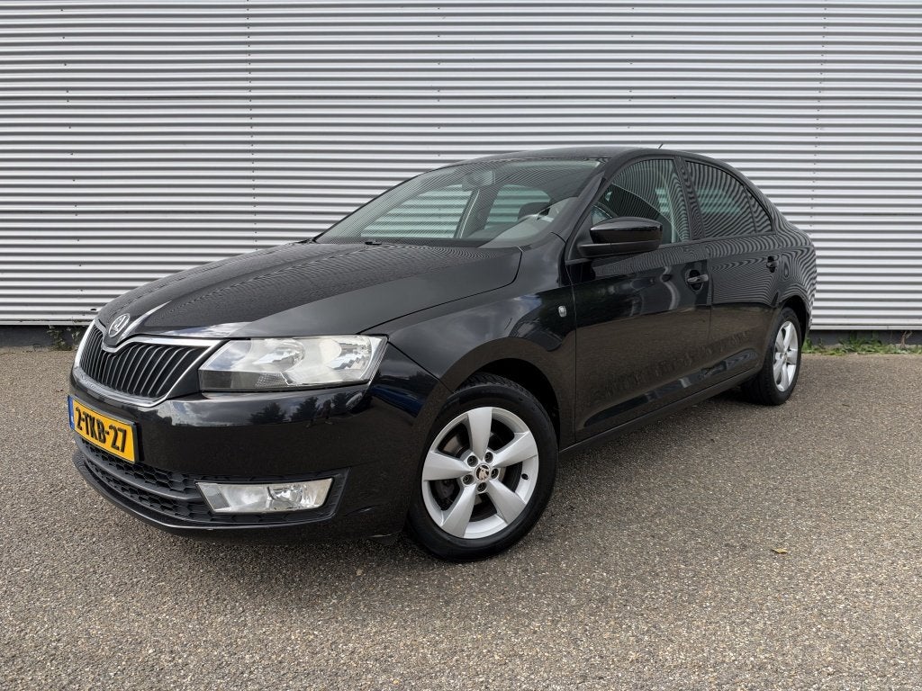 Skoda Rapid 1.2 TSI Grt Amb Bns NAP Cruise Airco Navi PDC 15, Auto's, Euro 5, Gebruikt, 4 cilinders, 1055 kg