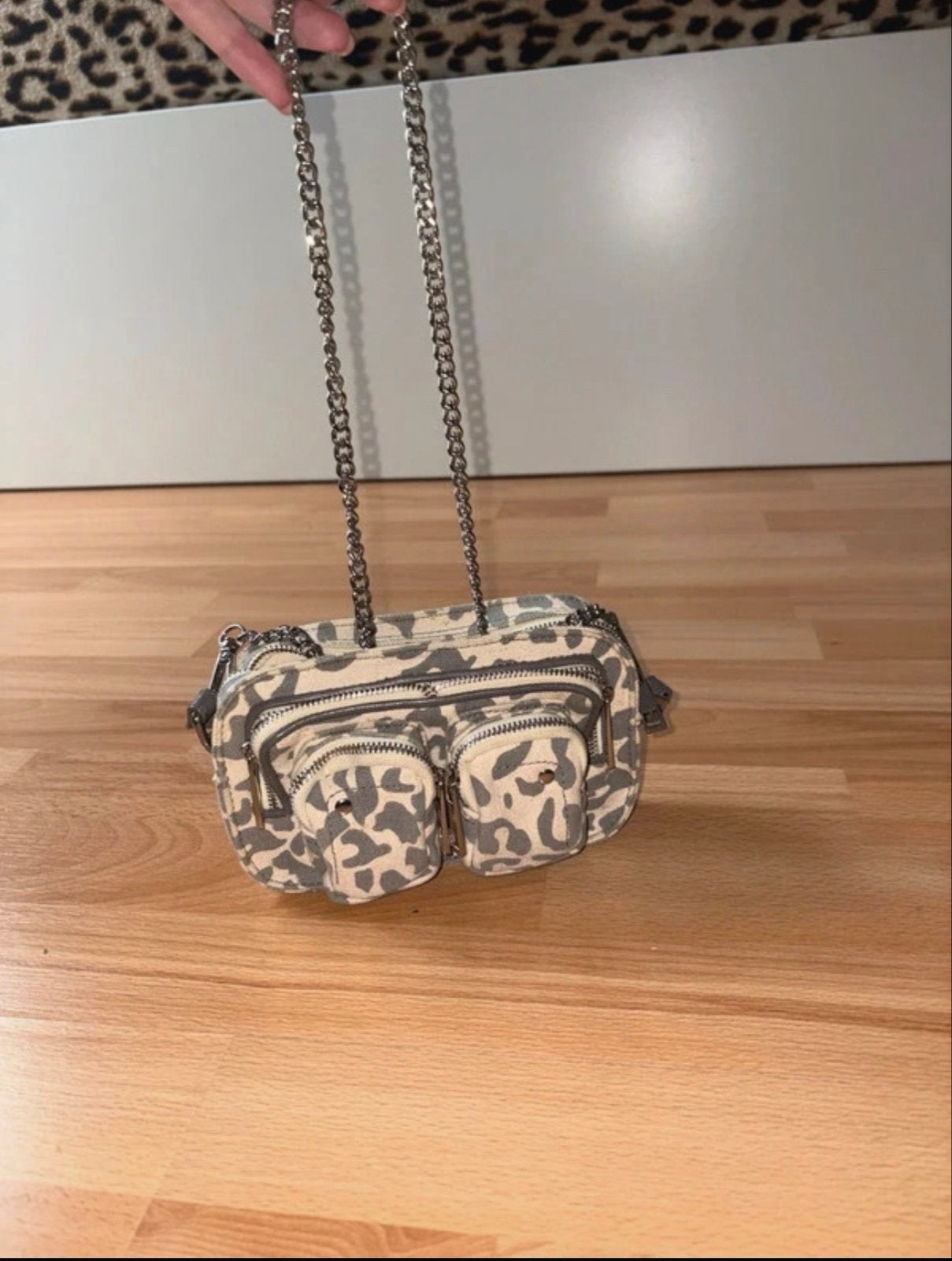 Kleine Nunoo crossbody tas - Leopard print, Ophalen of Verzenden, Gebruikt, Overige kleuren, Schoudertasje