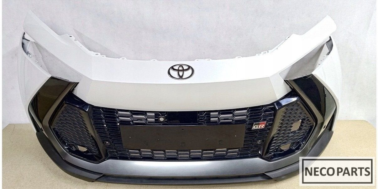 VOORBUMPER TOYOTA CHR C-HR GR BUMPER ALLES LEVERBAAR !!!, Gebruikt, -, Ophalen of Verzenden, Toyota