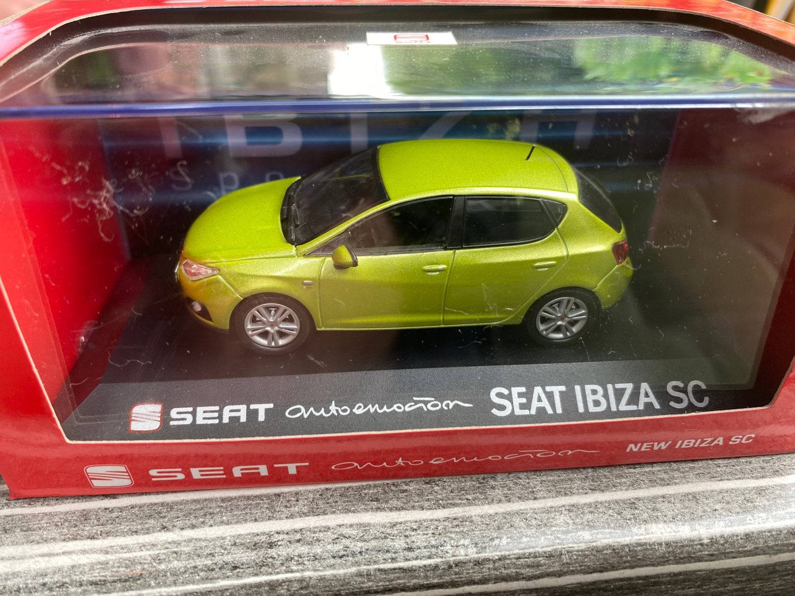 1:43 SEAT IBIZA SC3-in dealer verpakking-aparte kleur, Hobby en Vrije tijd, Modelauto's | 1:43, Ophalen of Verzenden, Nieuw, Auto