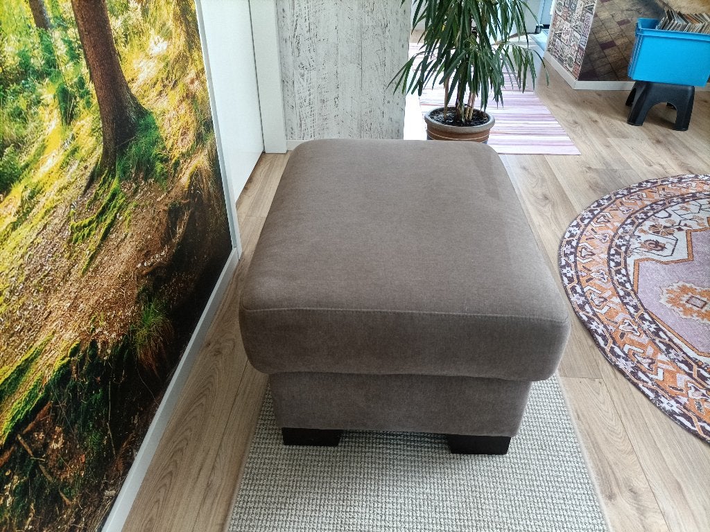 Henders & Hazel poef met opbergvak, Ophalen, Minder dan 50 cm, Minder dan 50 cm, Zo goed als nieuw