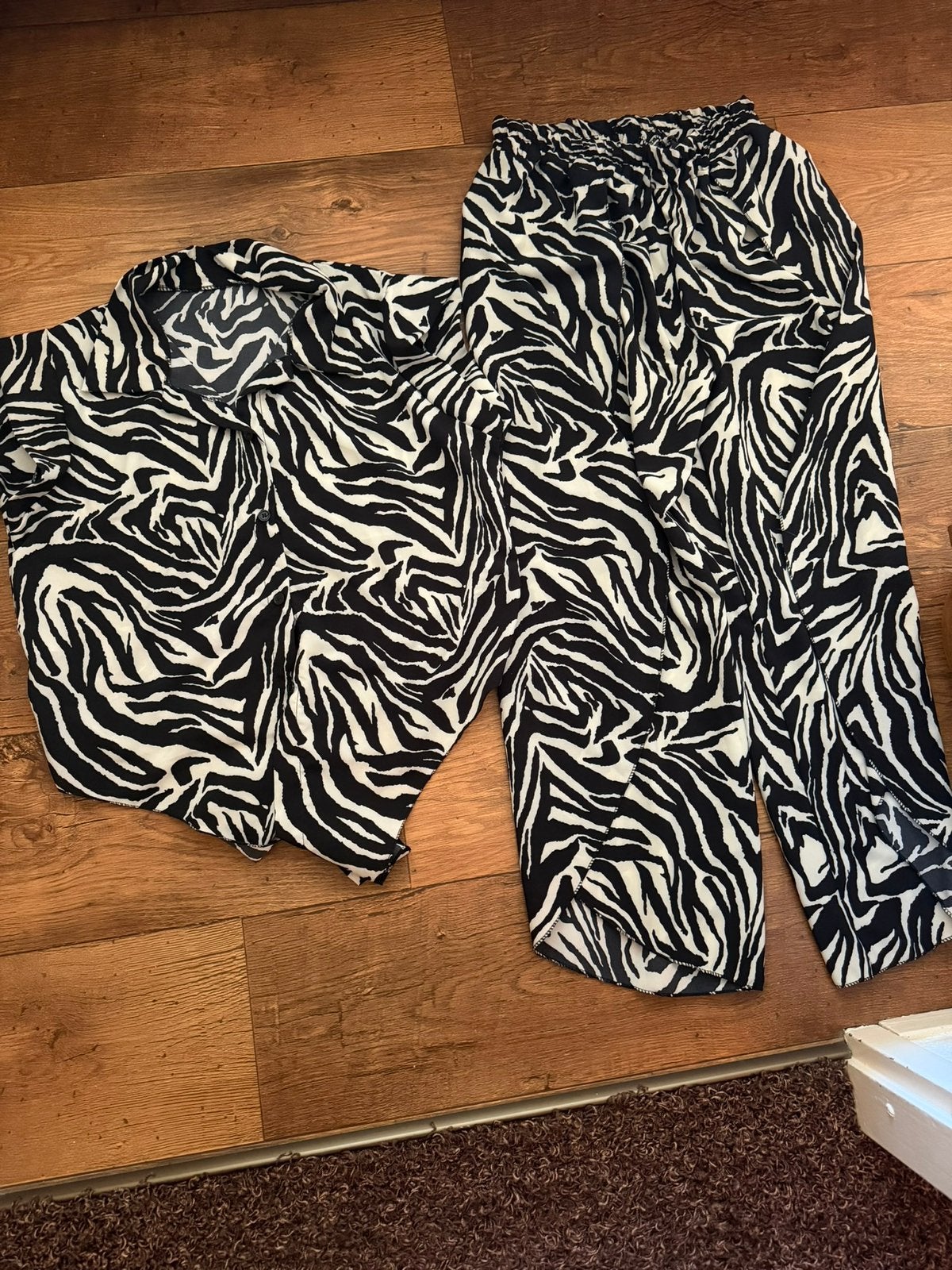 Dames zebraprint set, Ophalen of Verzenden, Zo goed als nieuw, Zwart