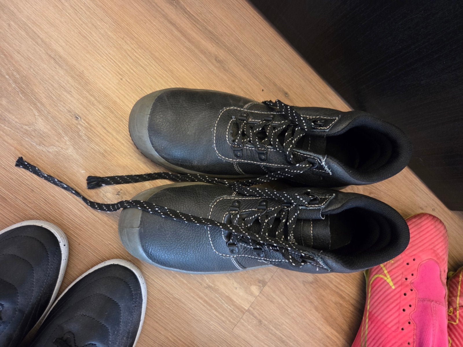 Heren Werkschoenen maat 42  merk artelli, Kleding | Heren, Ophalen, Zwart, Zo goed als nieuw, Werkschoenen