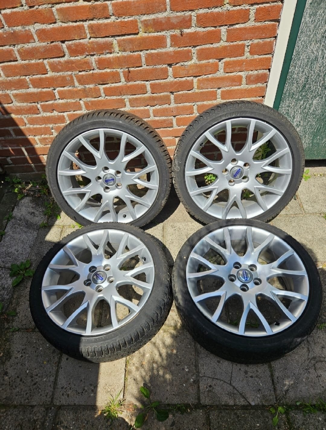 Originele Volvo lichtmetalen velgen – set van 4., Auto-onderdelen, Banden en Velgen, Ophalen, 18 inch, Gebruikt, Velg(en)