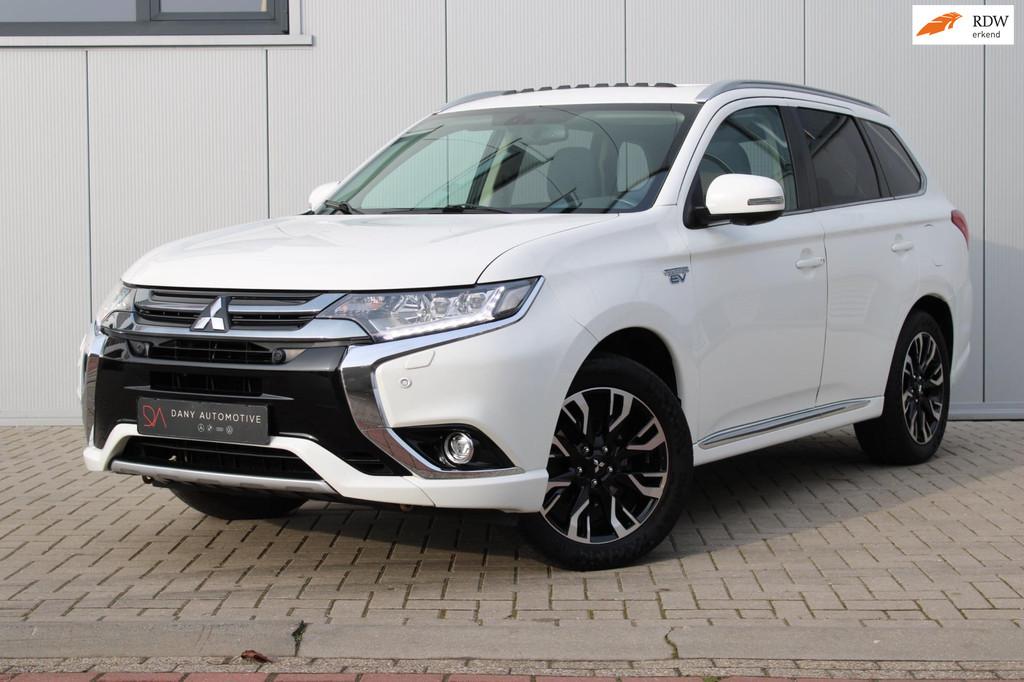 Mitsubishi Outlander 2.0 PHEV Prestige+ OPENDAK I 360 CAM I, 1998 cc, 4 cilinders, Wit, Bedrijf