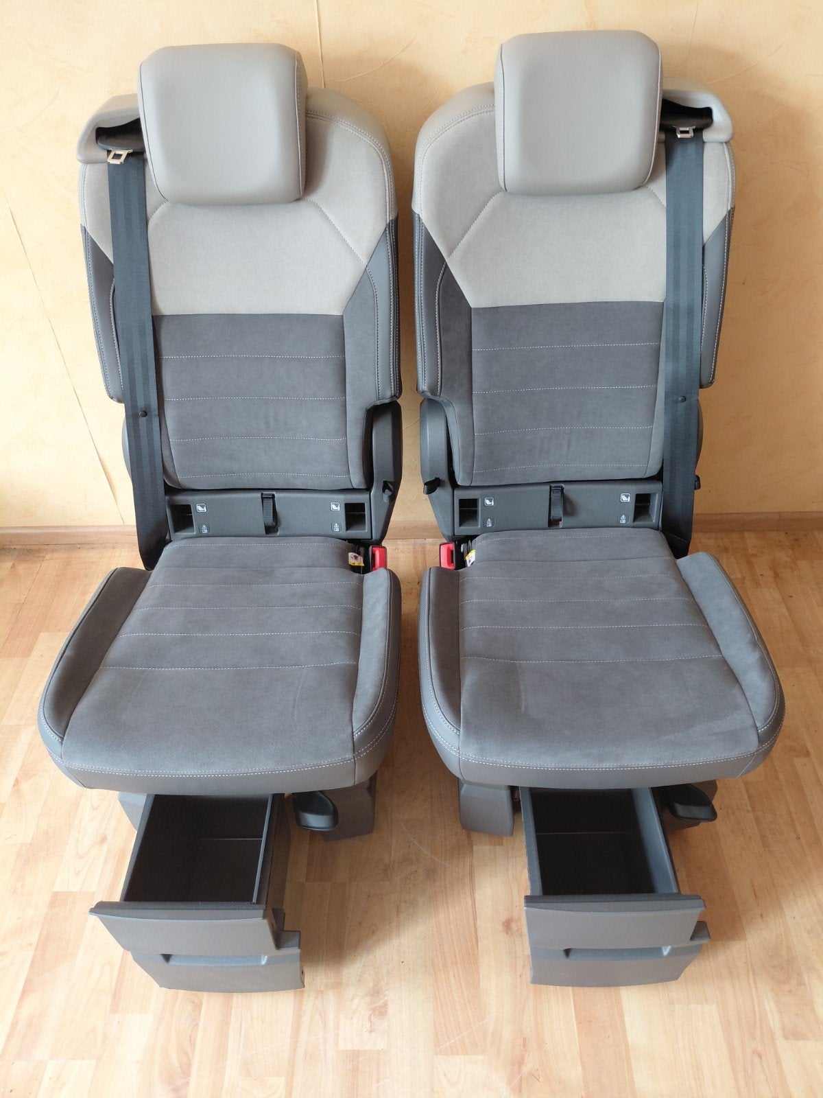 VW Transporter T7 Multivan California Stoelen (Slaapfunctie), Auto-onderdelen, Ophalen of Verzenden, Nieuw