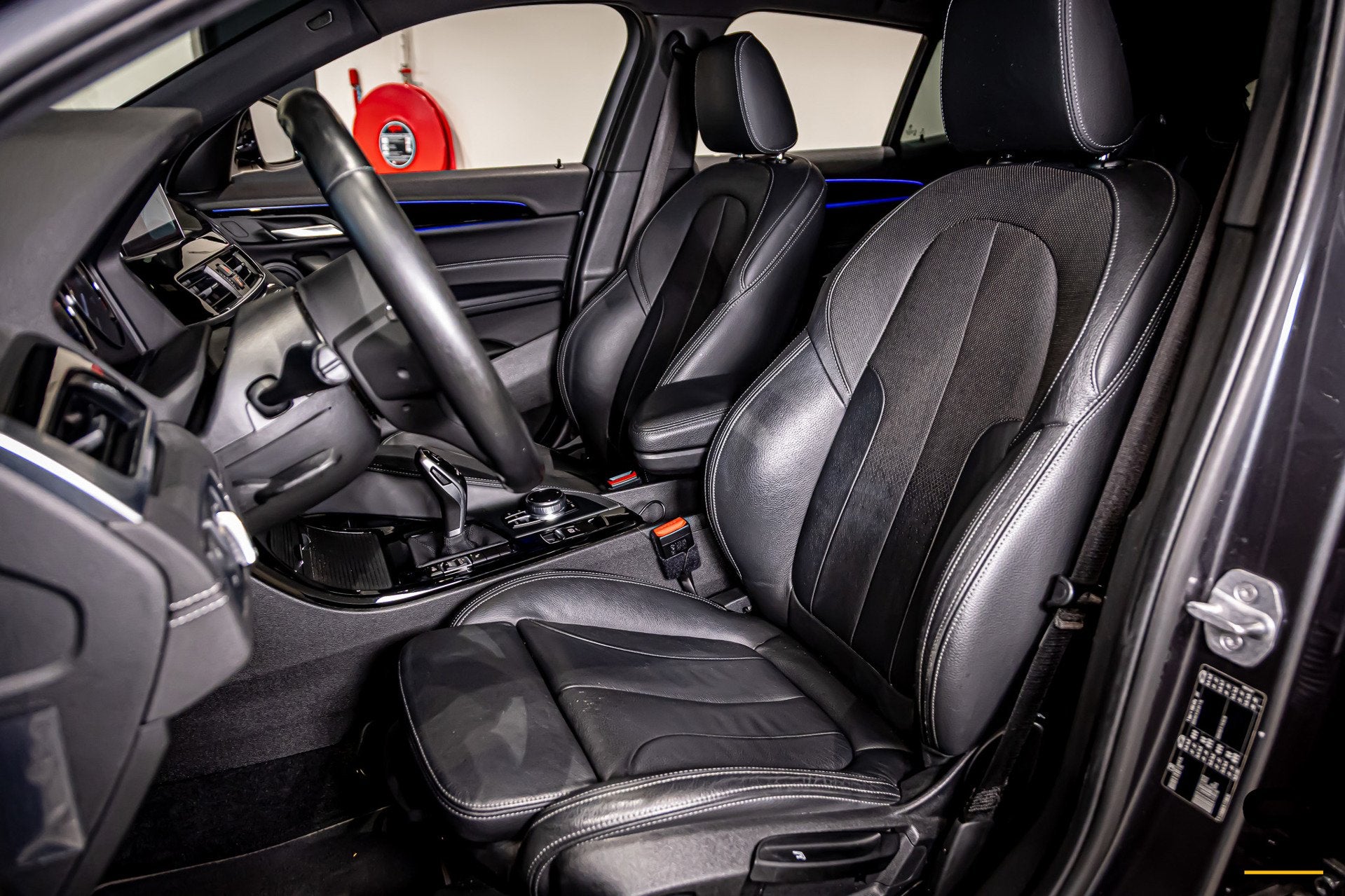 BMW X2 SDrive20i High Executive|M-sport|NAP|Trekhaak|Cam, Auto's, X2, 1435 kg, Zilver of Grijs, 17 km/l