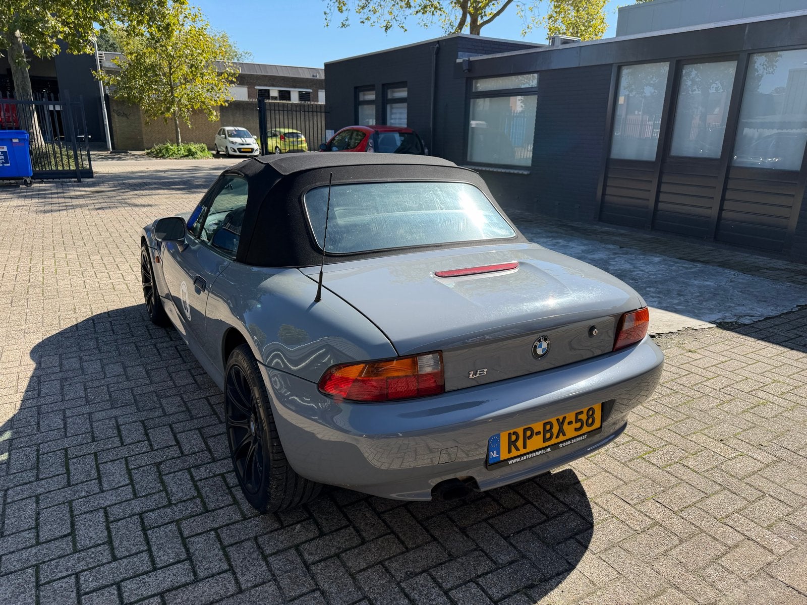 Foto 17 van BMW Z3 unieke kleur✅ nwe Kap apk 2027 17” lm velgen