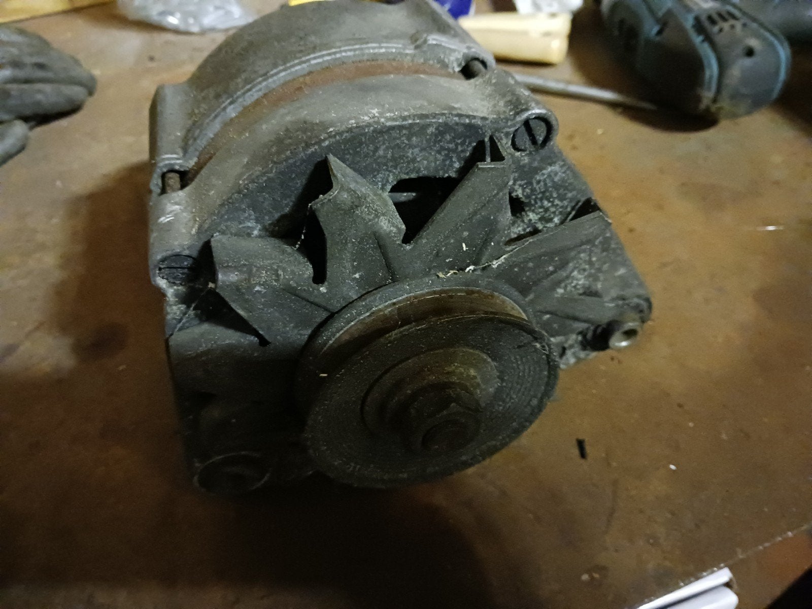 Dynamo bmw m20 motor e21 e30 e28, Auto-onderdelen, Ophalen of Verzenden, BMW