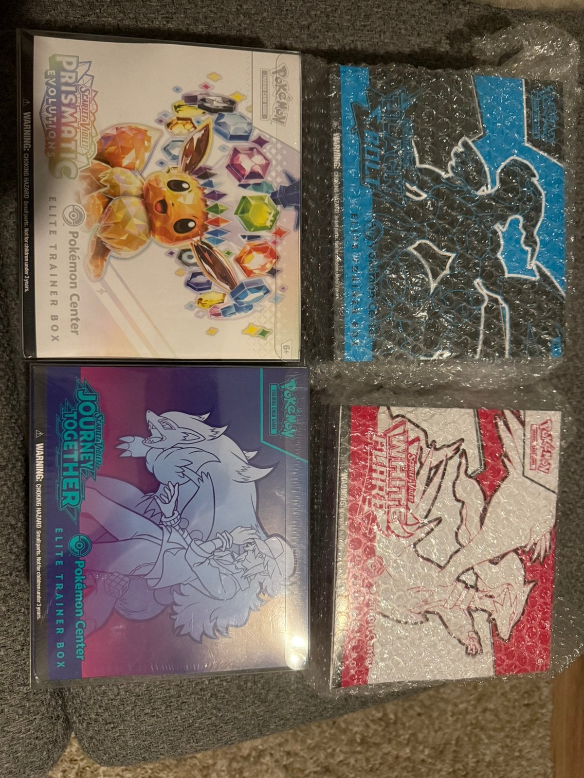 Pokemon center ETB - ook los te koop, Ophalen of Verzenden, Zo goed als nieuw