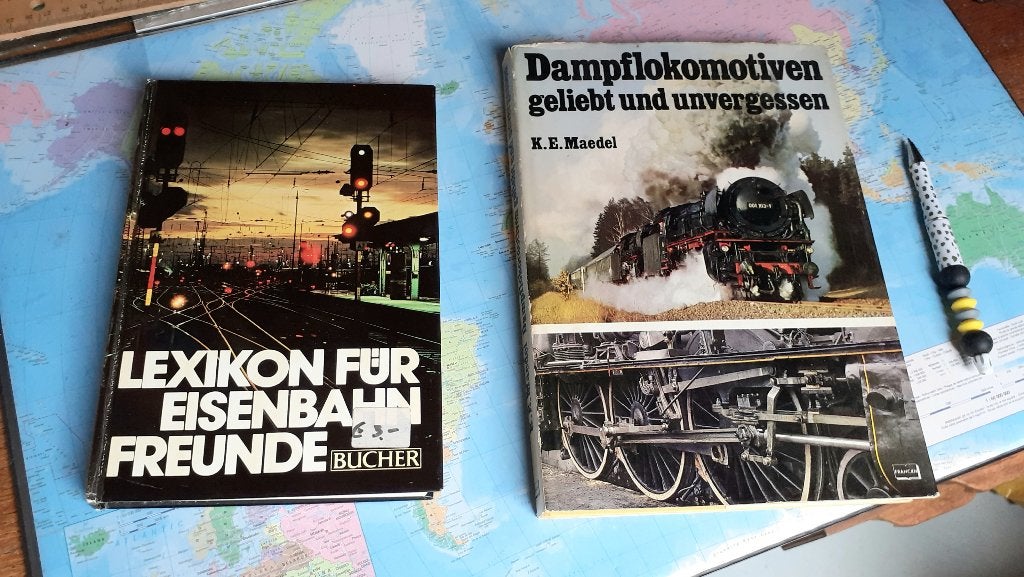 Twee trein boeken Dampflokomotiven geliedbt und unvergessen, Verzamelen, Spoorwegen en Tramwegen, Verzenden, Zo goed als nieuw