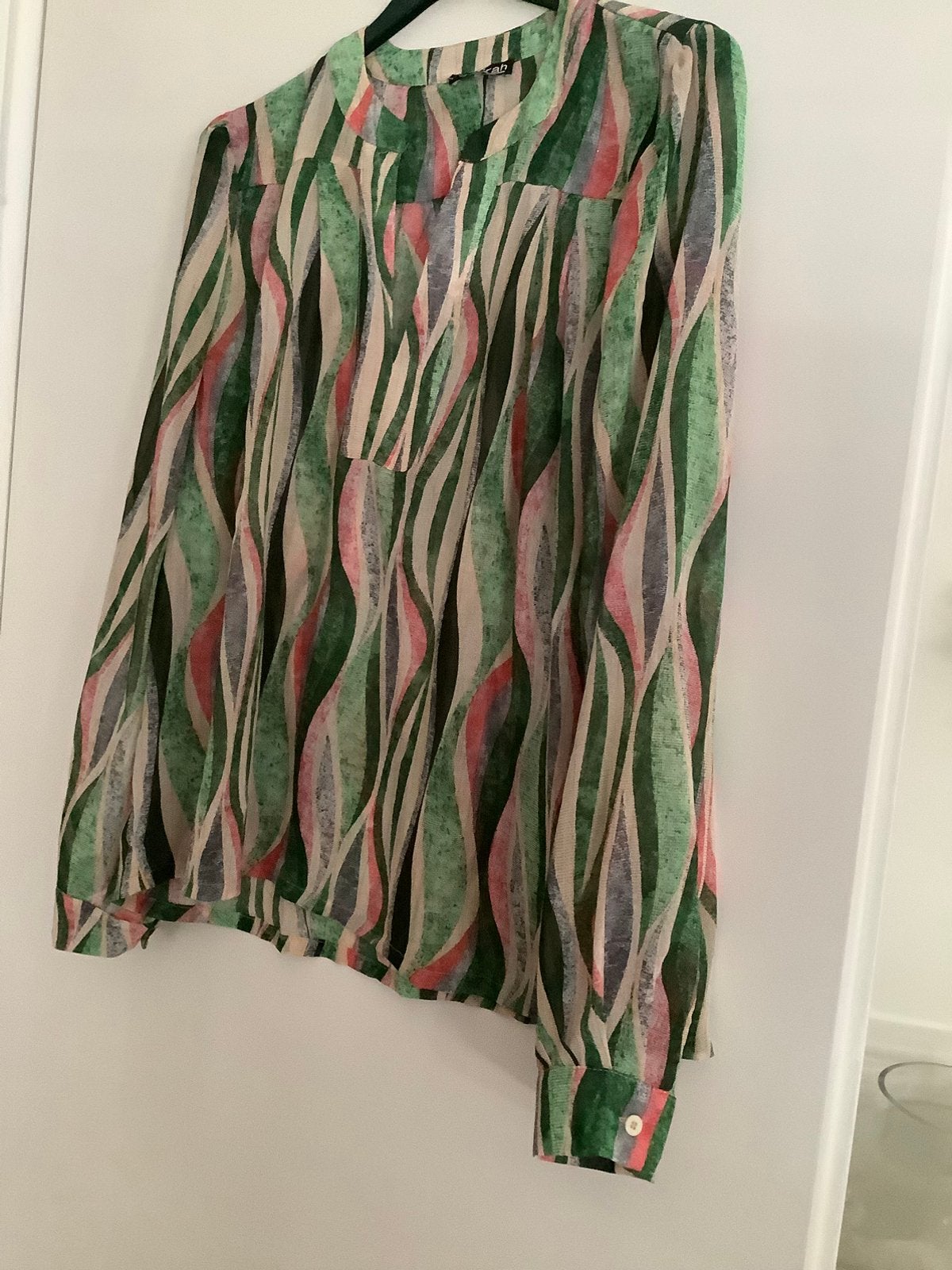 Leuke blouse maat 44, Ophalen of Verzenden, Zo goed als nieuw, Meerkleurig, Blouse of Tuniek