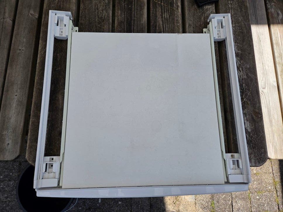 Tussenstuk wasmachine droger met uittrekbaar blad, Minder dan 4 kg, Ophalen, Gebruikt, Minder dan 85 cm