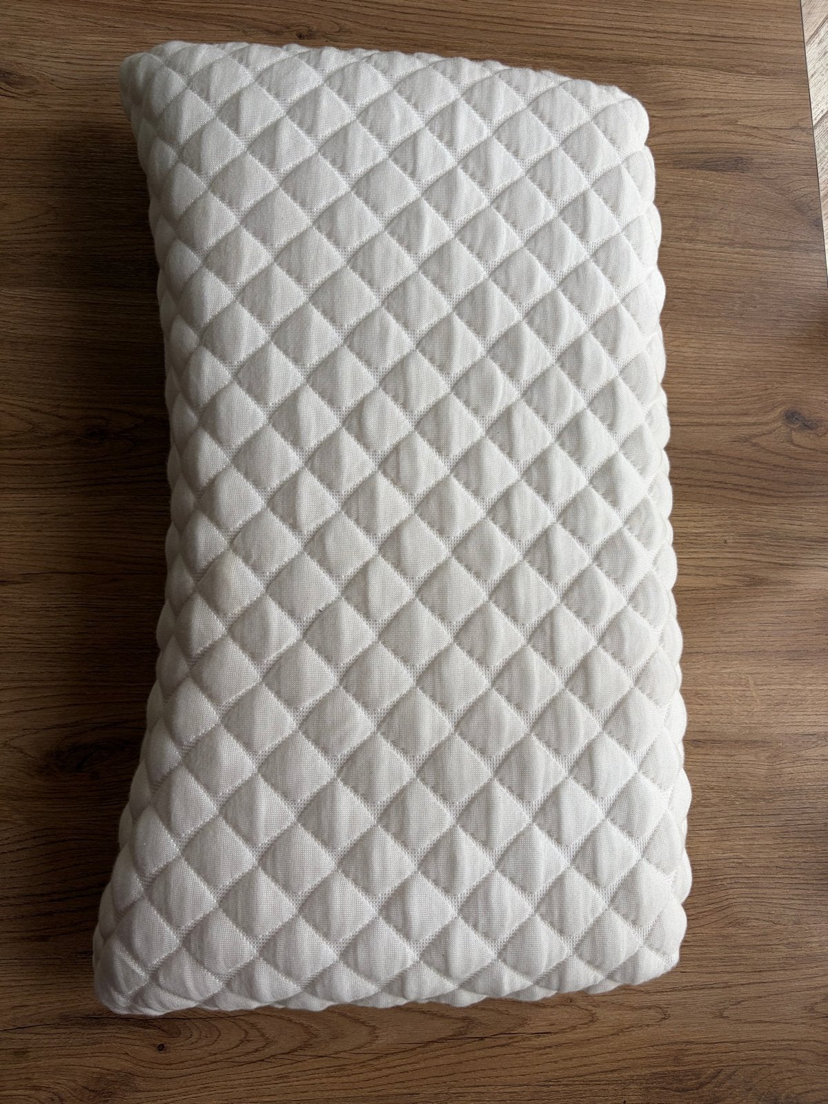 Castella Orion latex kussen 12cm Medium - Zo goed als nieuw, Eenpersoons, Wit, Ophalen of Verzenden, Zo goed als nieuw