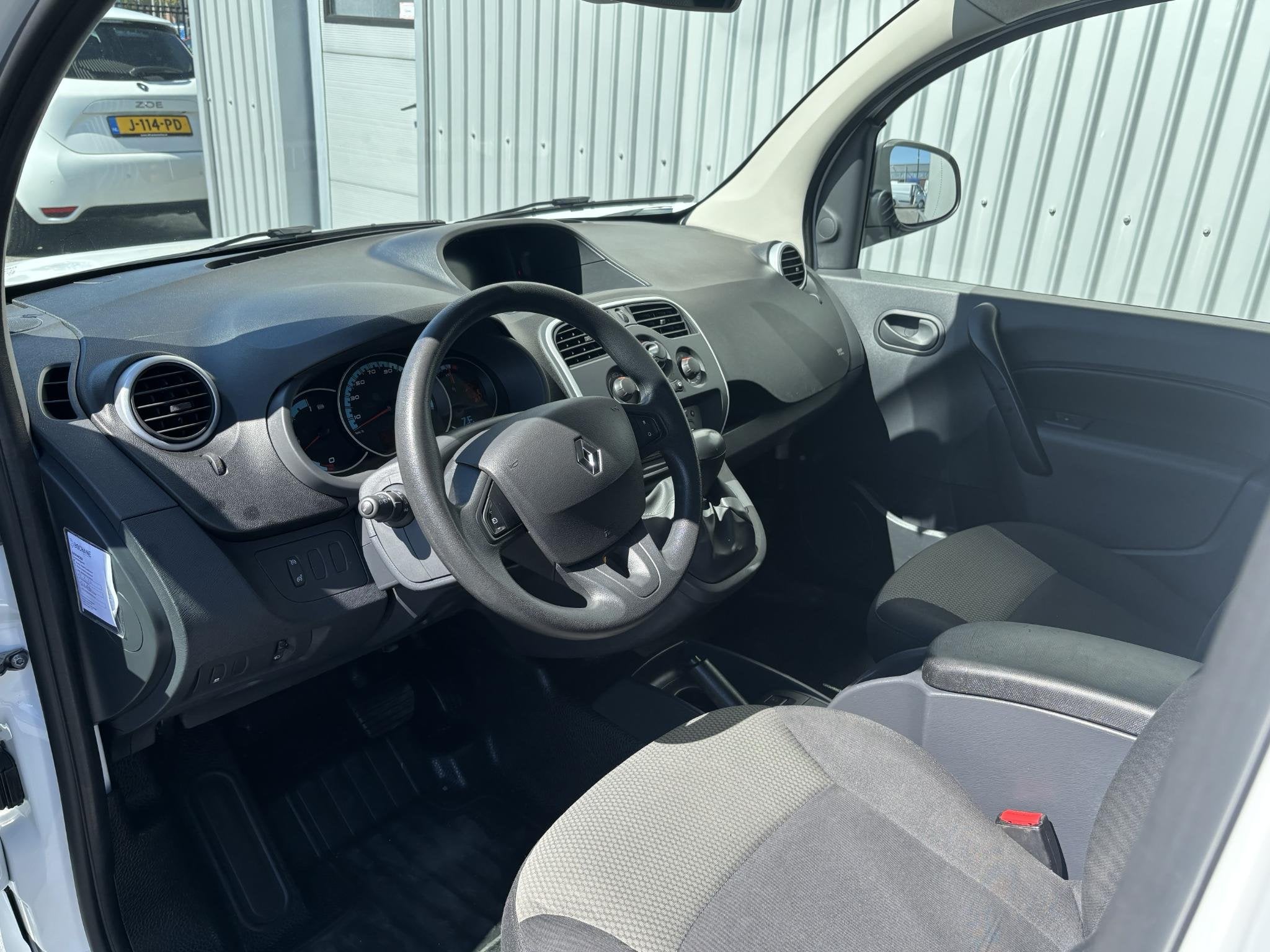 Renault Kangoo Z.E. Maxi*KOOPACCU*A/C*CRUISE*CAMERA*, Stof, Gebruikt, 33 kWh, Wit