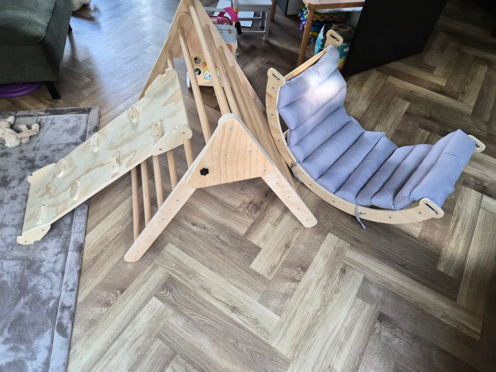 Houten klimrek met glijbaan en schommel/wieg, Kinderen en Baby's, Speelgoed | Buiten | Speeltoestellen, Ophalen, Zo goed als nieuw