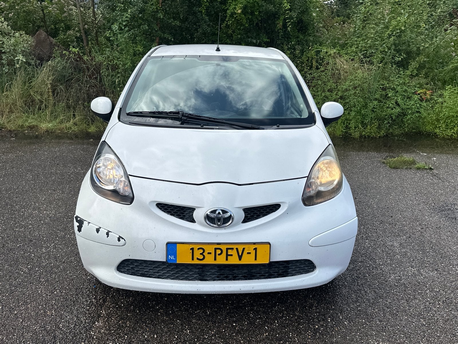 Toyota Aygo 1.0 12V Vvt-i 5DRS 2009 Wit, Auto's, Voorwielaandrijving, 4 stoelen, Handgeschakeld, Particulier