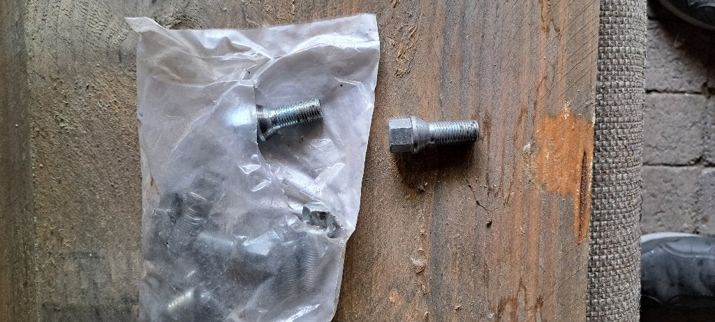 10 st wielbouten auto, Auto diversen, Auto-accessoires, Ophalen of Verzenden, Nieuw