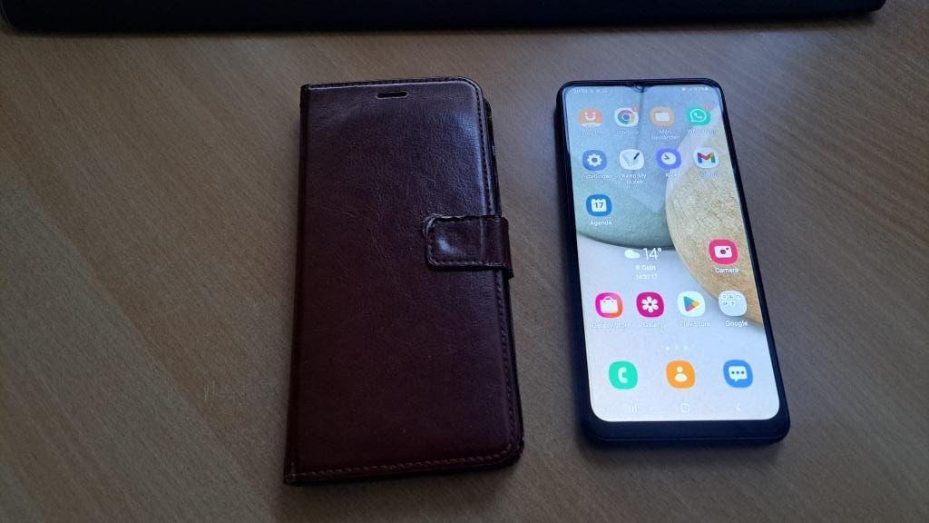 samsung a12 in nette staat, Telecommunicatie, Mobiele telefoons | Samsung, Zwart, Ophalen of Verzenden, Zo goed als nieuw, 64 GB
