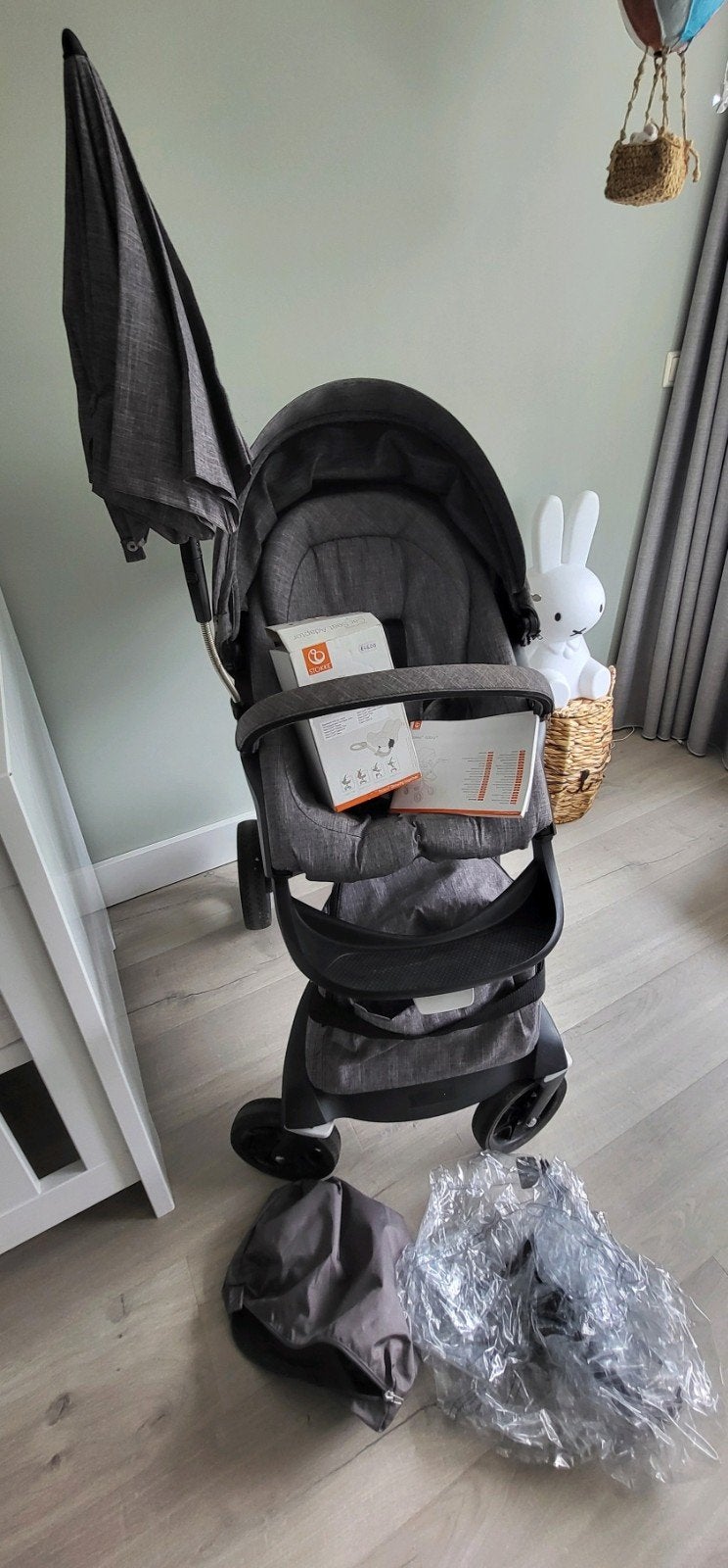 Stokke Xplory grijs met accessoires set, Kinderen en Baby's, Kinderwagens en Combinaties, Gebruikt, Combiwagen, Verstelbare duwstang