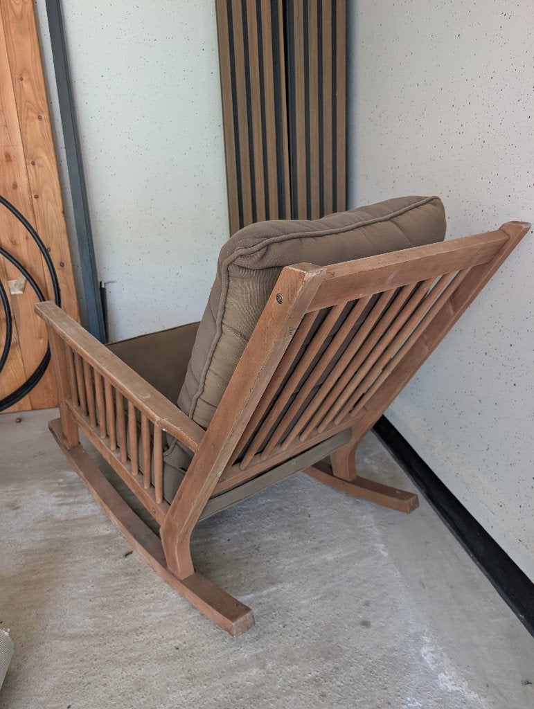 2 schommelstoelen, Ophalen, Zo goed als nieuw, Hout