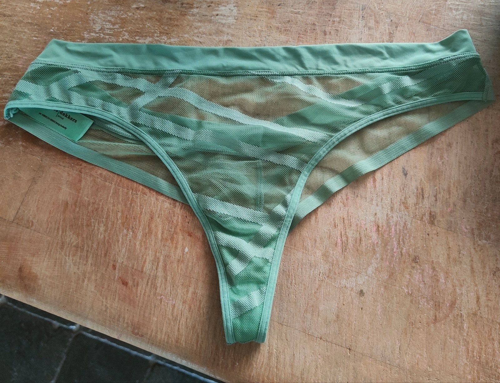 Marlies Dekkers The Illusionist string maat L, Kleding | Dames, Ondergoed en Lingerie, Marlies Dekkers, Ophalen of Verzenden, Groen