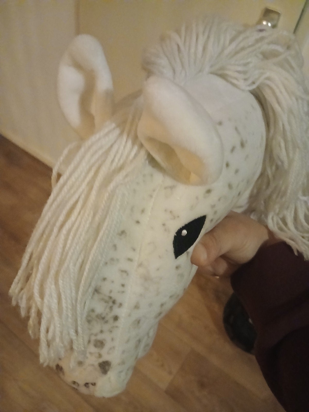 hobby horse met hoofdstel te koop, Ophalen, Zo goed als nieuw